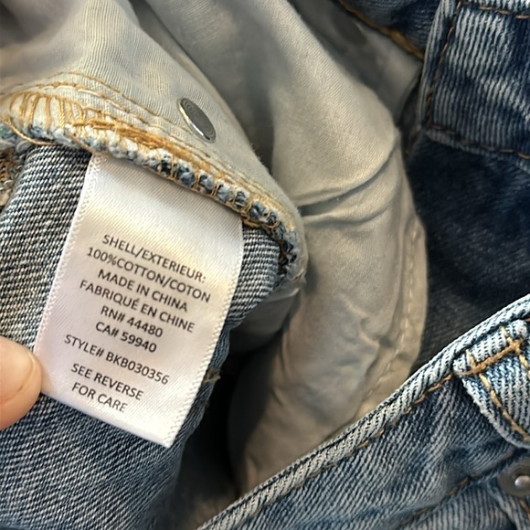 NWT Tinseltown Ripped Hi-Rise Straight Leg Distressed Darling Wash Jeans Size 9 - Picture 8 of 12